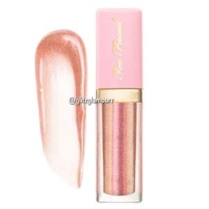 ✨Rich & Dazzling High-Shine Sparkling Lip Gloss✨